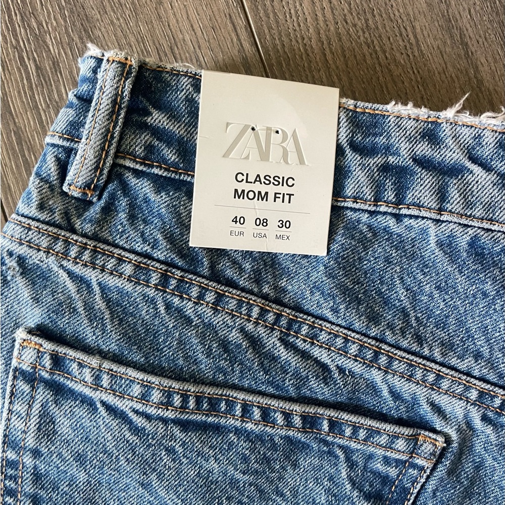 Zara Women's Blue Classic Mom Fit Jeans